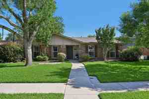 featured image of 526 Shadowcrest Ln