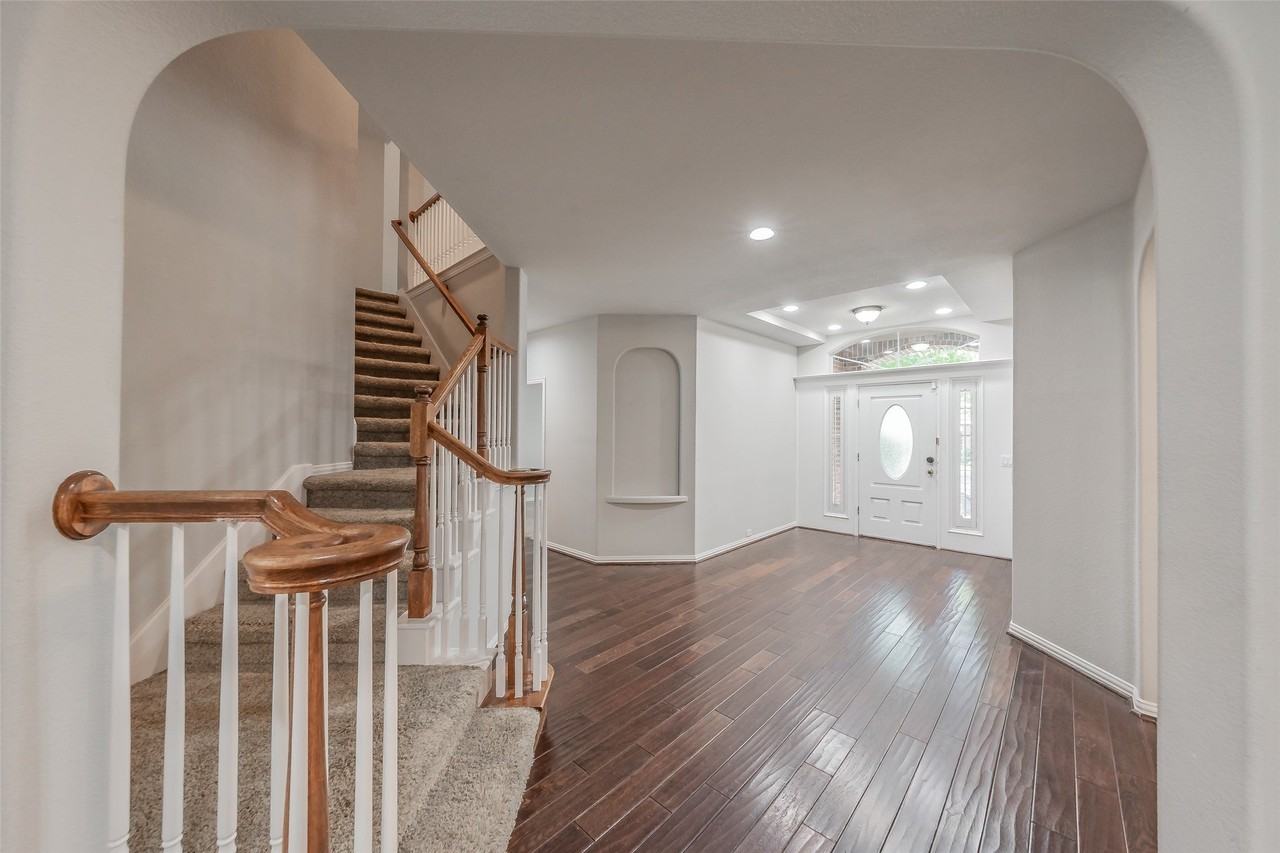 113 Woodland Cv - Photo 4 of 25