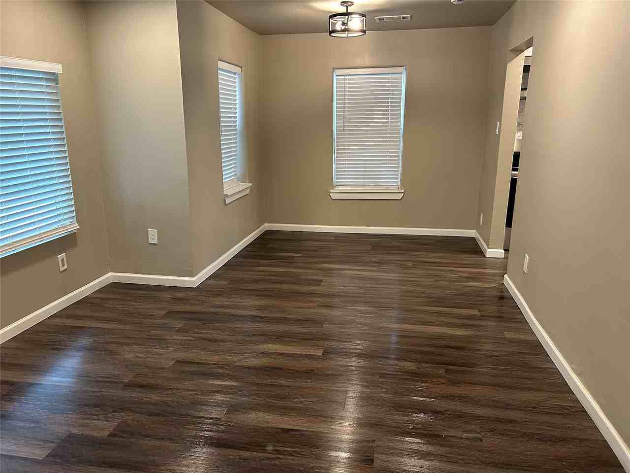 3551 Cortez Dr - Photo 2 of 21