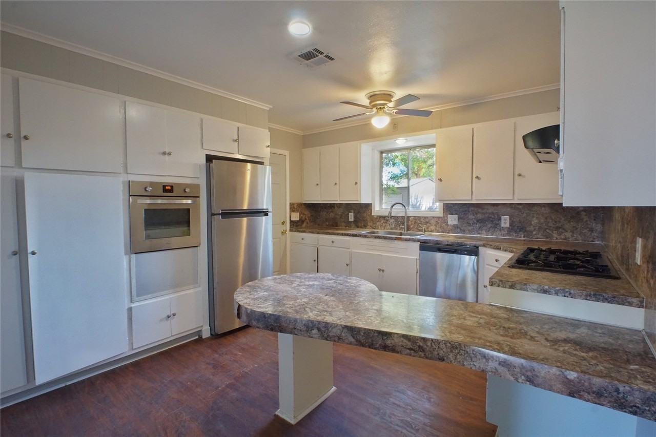 3742 Cornell Dr - Photo 7 of 25