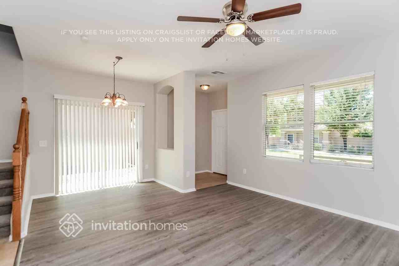 1538 S Avocet St - Photo 6 of 16