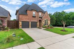 featured image of 5621 Fringetree Dr