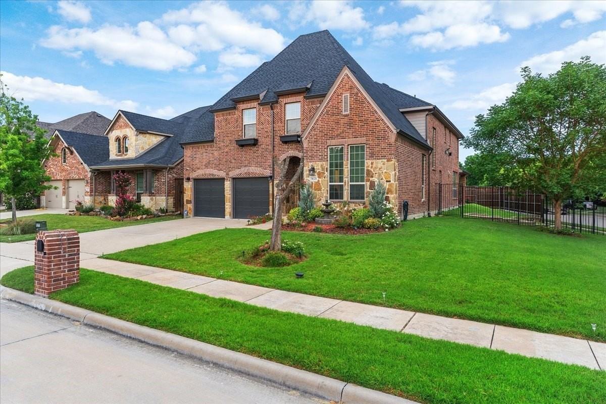5621 Fringetree Dr - Photo 4 of 38