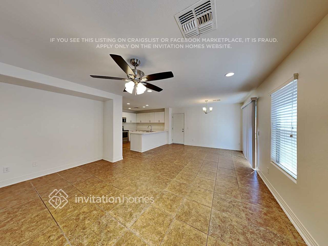 5814 E Hampton Ave - Photo 5 of 20