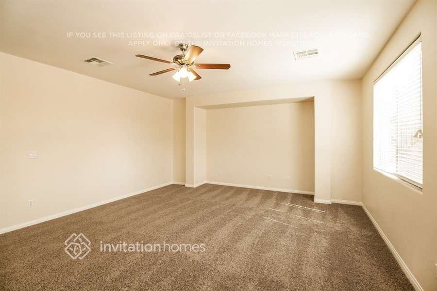 1851 Gentle Dawn Ave - Photo 4 of 20