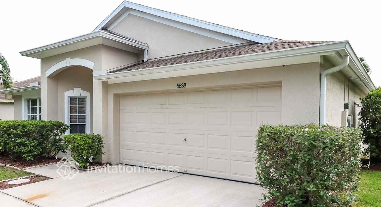 5638 War Admiral Dr - Photo 3 of 17