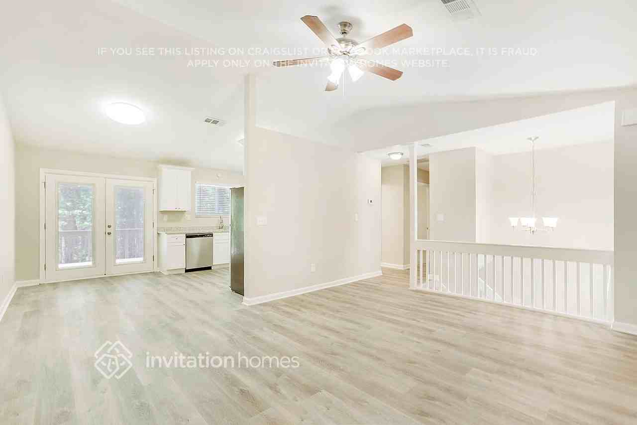5539 Petite Ct - Photo 5 of 26