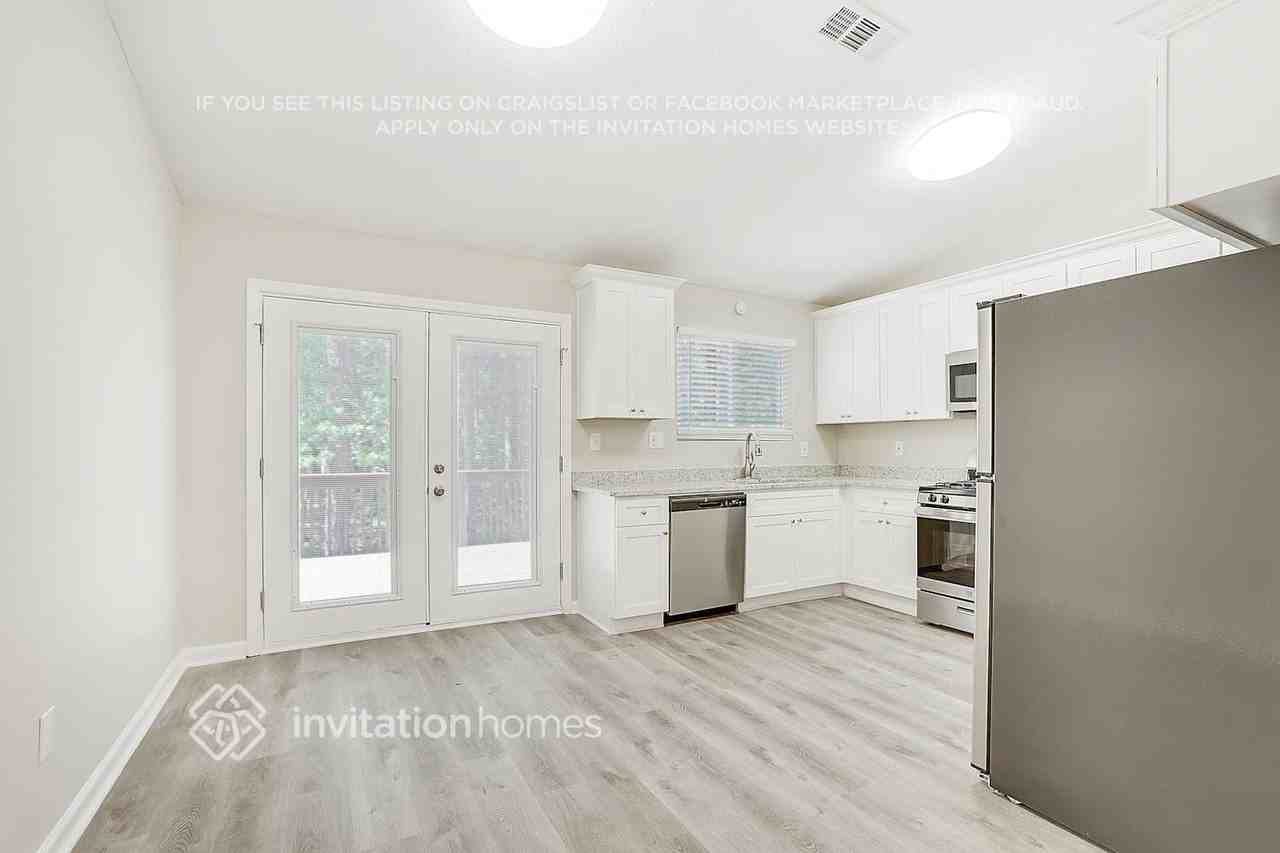 5539 Petite Ct - Photo 6 of 26