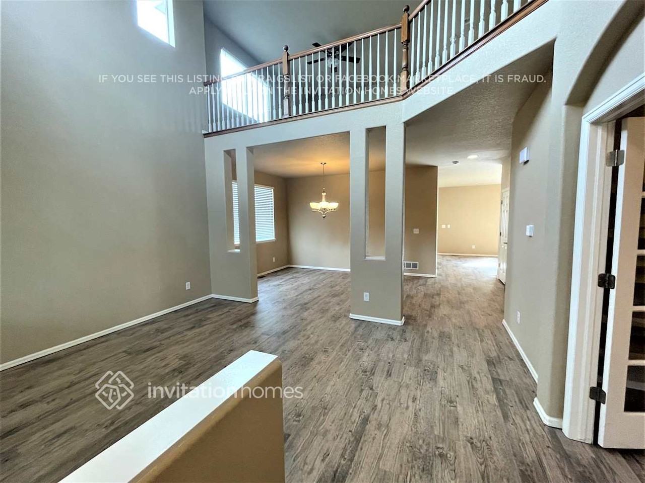 12386 Roslyn Way - Photo 6 of 26