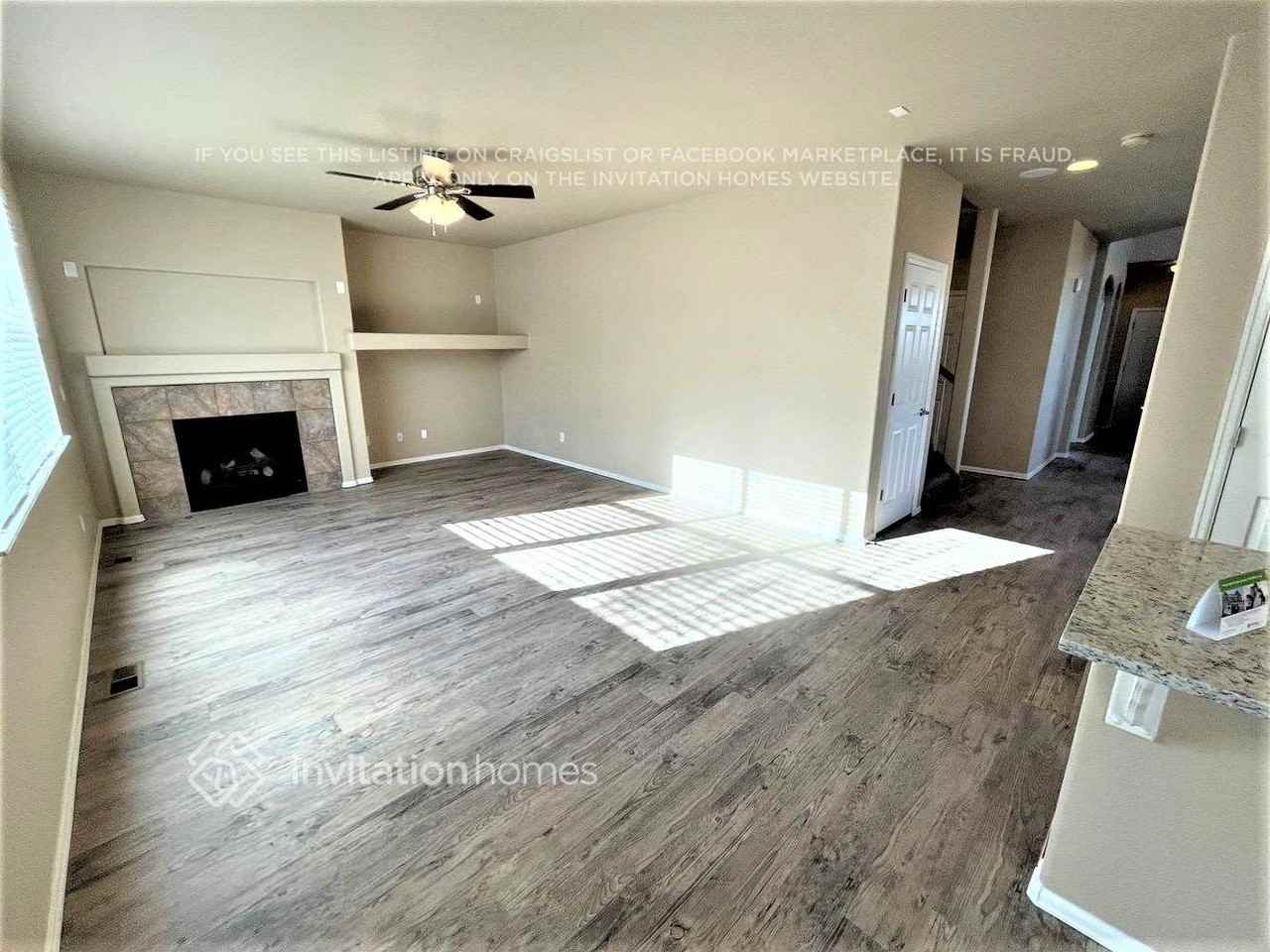 12386 Roslyn Way - Photo 7 of 26