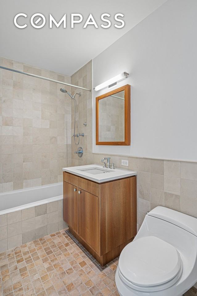 10 W End Ave #8K - Photo 6 of 10