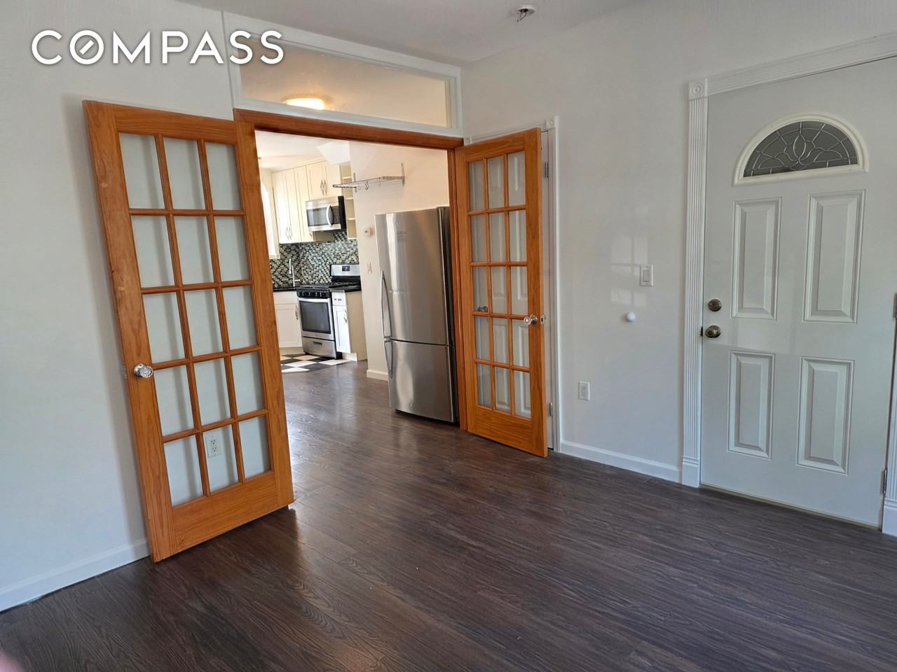 286 17th St #1 - Photo 3 of 24