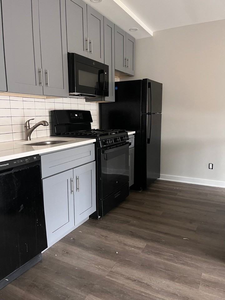 41 Wellington Ct #3A - Photo 4 of 16