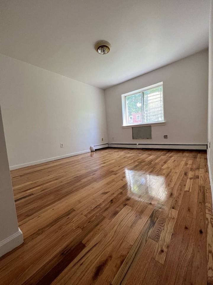 4336 Baychester Ave #1 - Photo 7 of 10