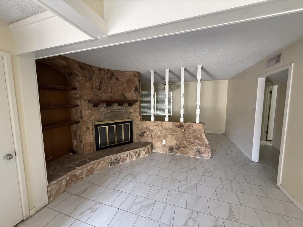 4604 Locust Ave - Photo 3 of 13