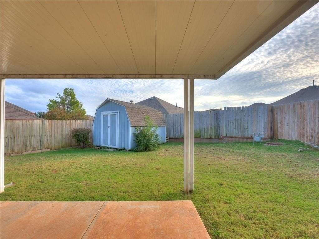 1004 Sw 127th Pl - Photo 3 of 33