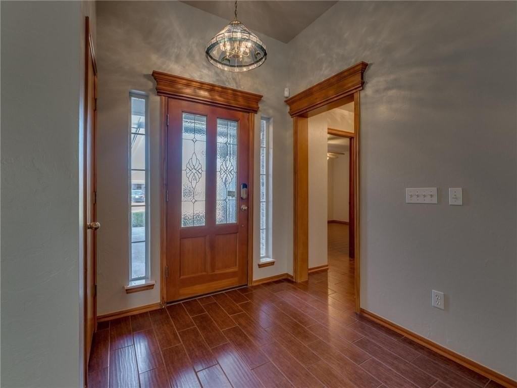 1004 Sw 127th Pl - Photo 6 of 33