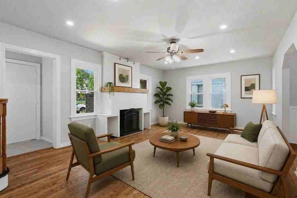 3436 Nw 19th St - Photo 5 of 17