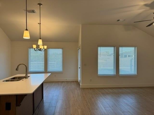 16104 Wolf Creek Way - Photo 4 of 32