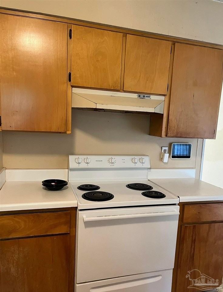 2048 Tomlinson Rd - Photo 5 of 19