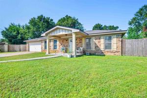 featured image of 4570 Yacht Harbor Dr