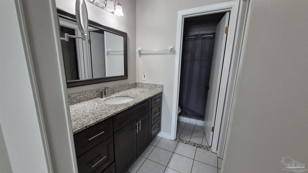 2370 Shoal Creek Dr - Photo 5 of 10