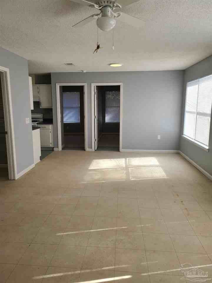 1116 Wayne Ave #A - Photo 2 of 11