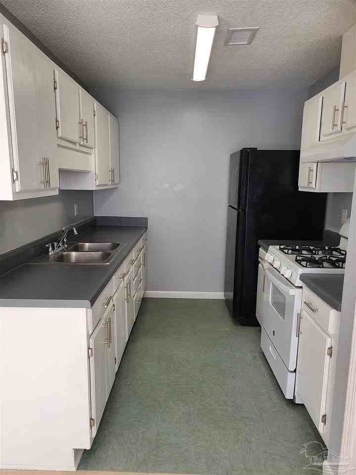 1116 Wayne Ave #A - Photo 3 of 11
