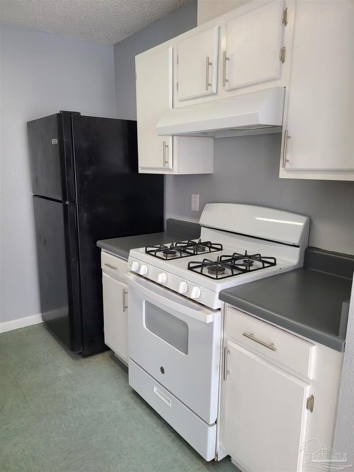1116 Wayne Ave #A - Photo 4 of 11