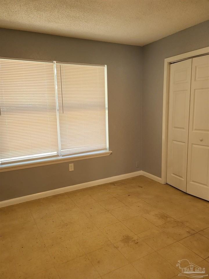 1116 Wayne Ave #A - Photo 6 of 11