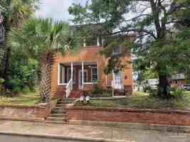 featured image of 510 N Spring St