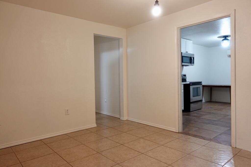 4511 S County Road 1177 - Photo 6 of 24