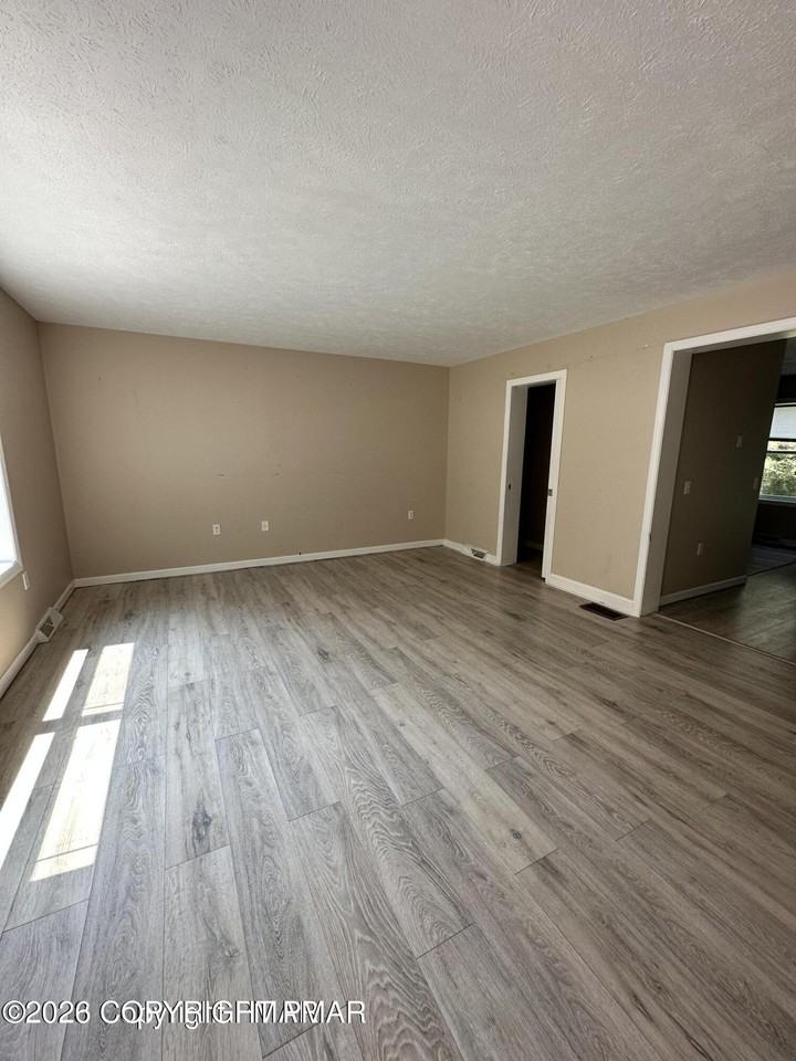 105 Pines Way #119 - Photo 4 of 13