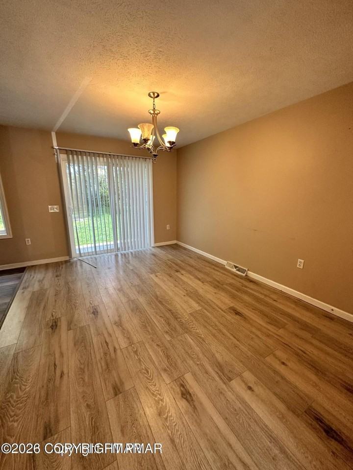 105 Pines Way #119 - Photo 5 of 13