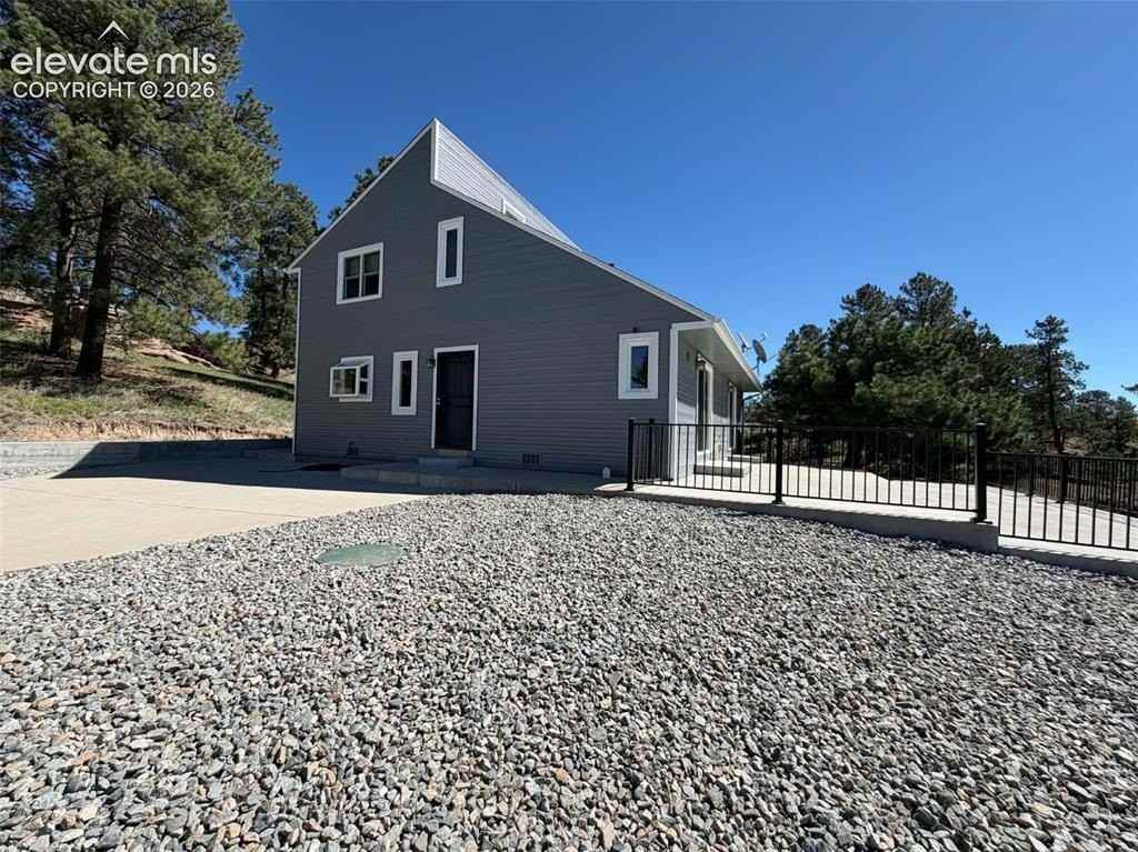3793 Badger Ln - Photo 2 of 16