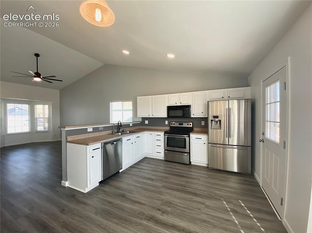 7417 Farmcrest Rd - Photo 7 of 17