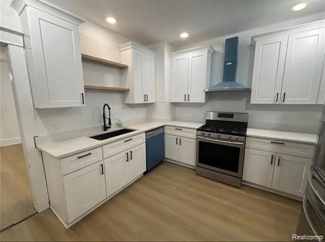 1475 W Euclid St - Photo 2 of 13