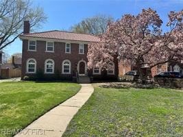 featured image of 1349 Devonshire Rd