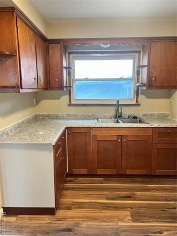 24217 Stewart Ave - Photo 6 of 13
