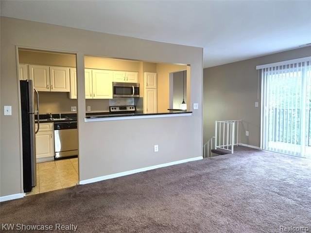 41728 Bedford Dr #150 - Photo 3 of 16