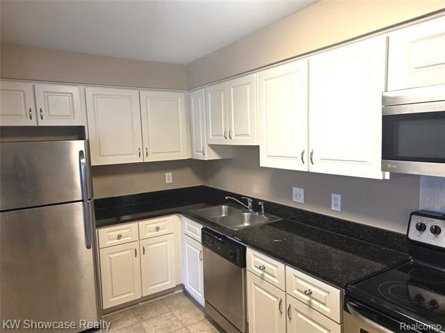 41728 Bedford Dr #150 - Photo 5 of 16