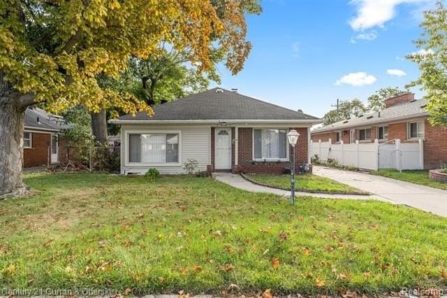 5920 Mcmillan St - Photo 3 of 33