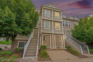 1081 Foxboro - Photo 1 of 1