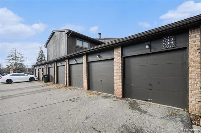 37313 Clubhouse Dr - Photo 4 of 20