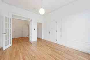 605 Vanderbilt Ave - Photo 1 of 1