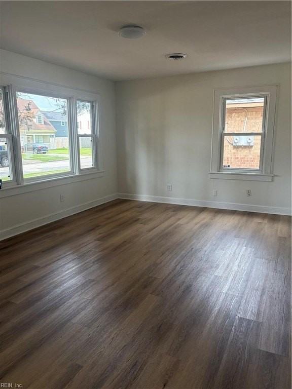 1526 Fairbanks Ave - Photo 5 of 10