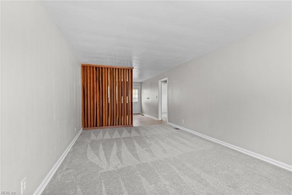 4906 Johnson Ave - Photo 6 of 28