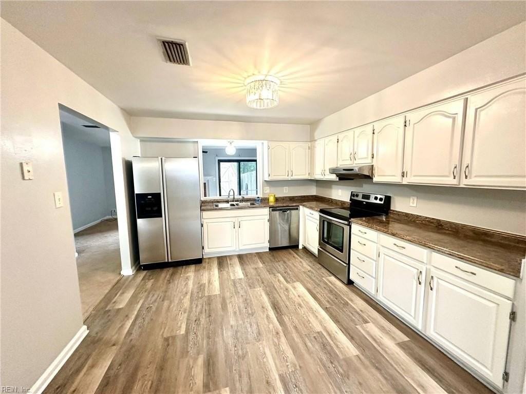 3947 Wyckoff Dr - Photo 6 of 16