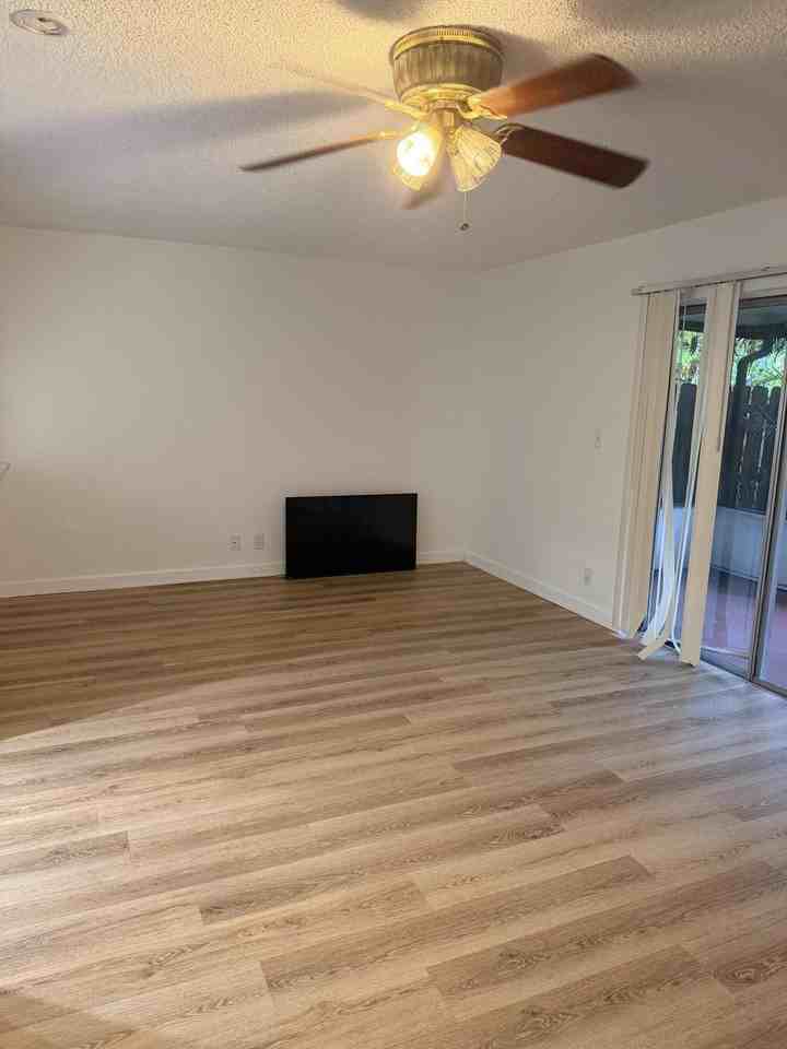 5644 Blueberry Ct #11 - Photo 5 of 20