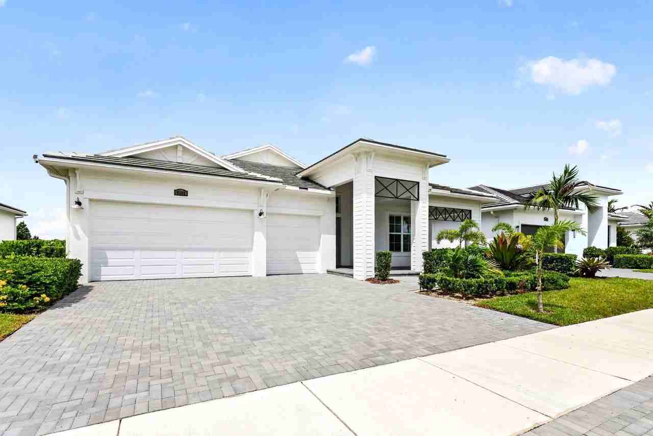 9202 Sw Esule Way - Photo 3 of 35